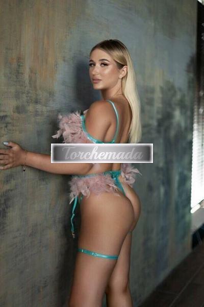 Girl Alessia  Taranto