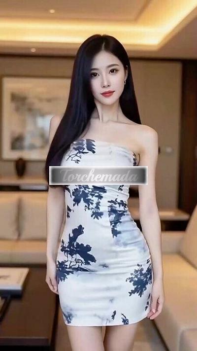 Girl Troia orientale da combattimento  Caltanissetta