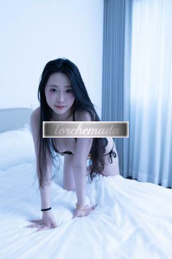 Girl La tua dolce puttana asiatica  Messina