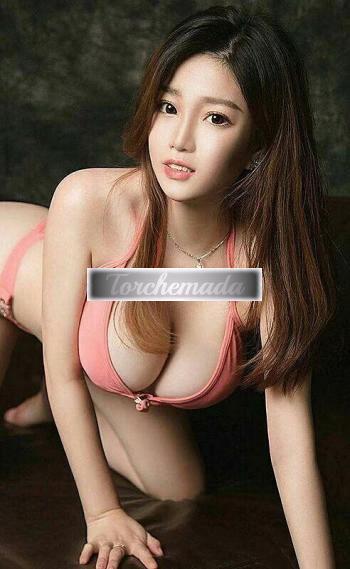 Girl Esperta orientale  Latina