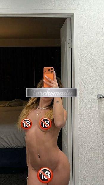 Girl Felina Esibizionista  Latina