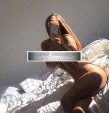 Girl Strepitosa Graziosa  Macerata