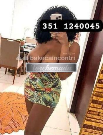 Girl Allargo le gambe e tu me la lecchi  Isernia