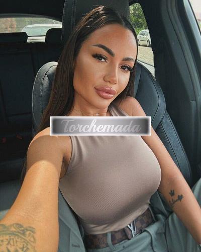 Girl Strepitosa Femmina  Brescia