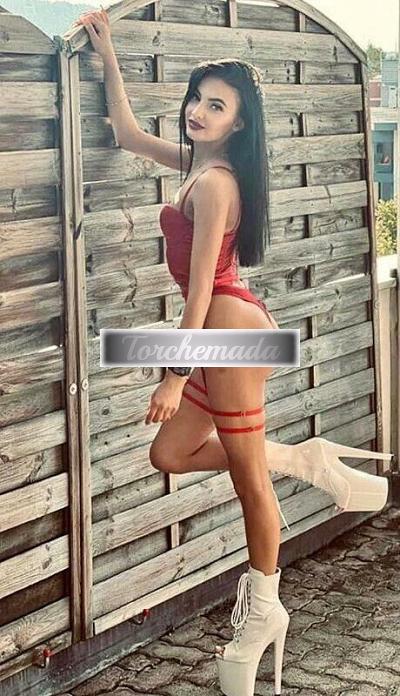 Girl Non accetto stranieri  Brindisi