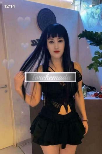 Girl Sorriso Orientale  Cuneo