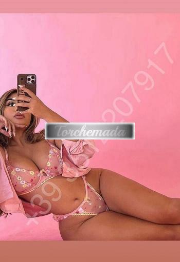 Girl Esplosiva Ragazza  Lucca