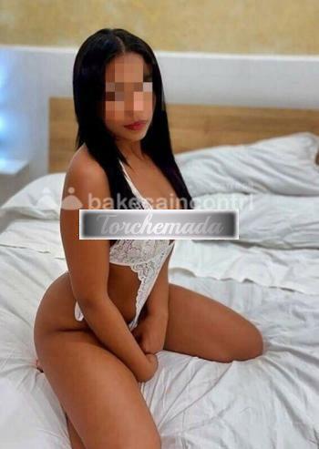Girl Labbra Calde Del Vizio  Latina
