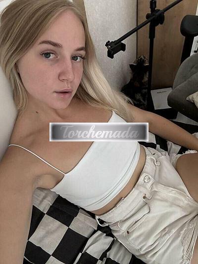 Girl Strepitosa troietta  Piacenza