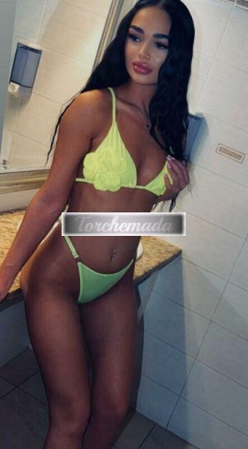 Girl Vogliosa Femmina  Como