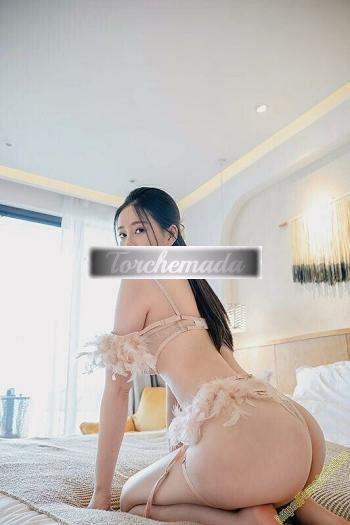Girl Felina Amabile  Bolzano
