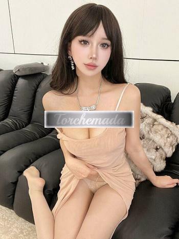 Girl Piccantissima Femmina  Lucca