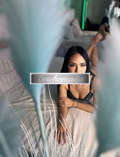 Girl Bocca di Miele  Livorno