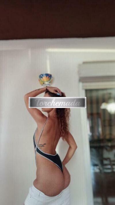 Girl Morena  Roma