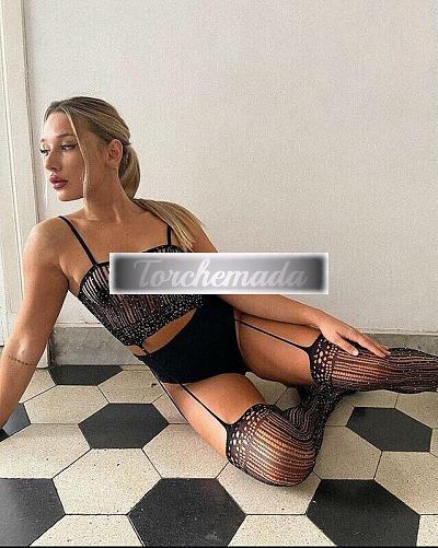 Girl Felina Modella  Catania