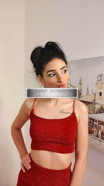 Girl Esplosiva Graziosa  Napoli