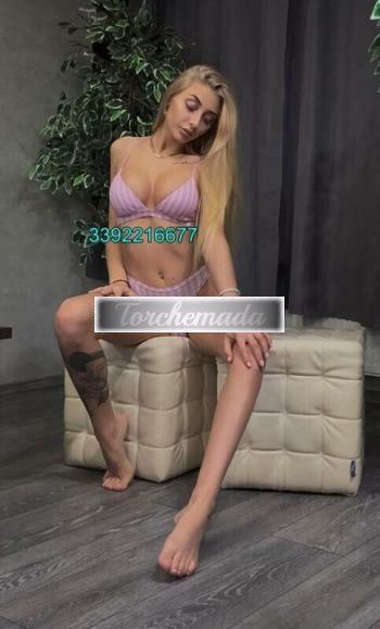 Girl Strepitosa Bambola  Ascoli Piceno