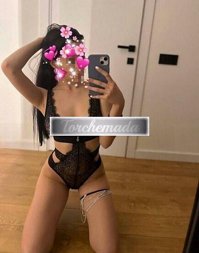 Girl Lato B Sodo  Bologna