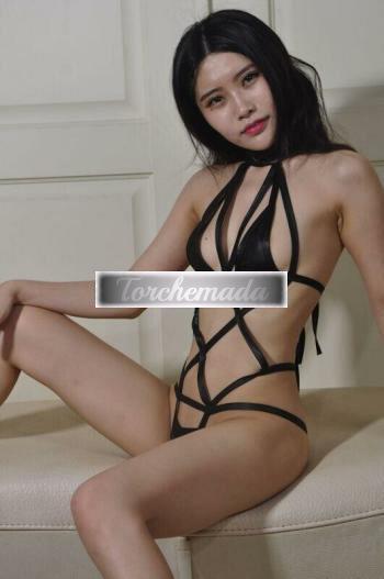 Girl Asia  Messina