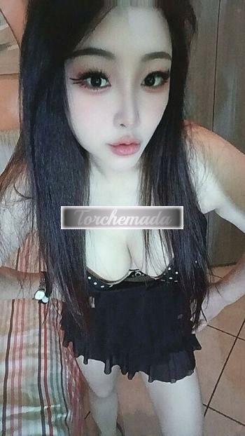 Girl Lingua di Fuoco  Lecco