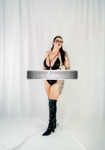 Girl Chanel  Savona
