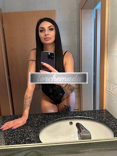 Girl Bellezza ed eleganza  Bolzano