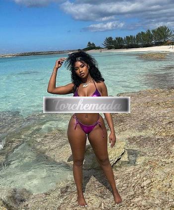 Girl Felina Ragazza  Bergamo