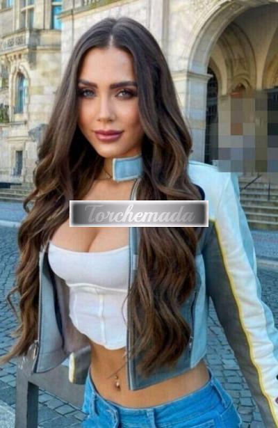 Girl Esplosiva Attrice  Bergamo