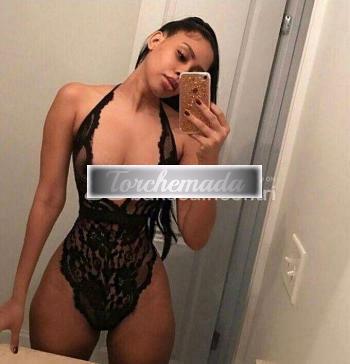 Girl Spettacolare Femmina  Brindisi