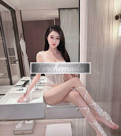 Girl Figa stretta e calda  Venezia