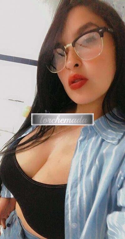 Girl Strepitosa Femmina  Bari