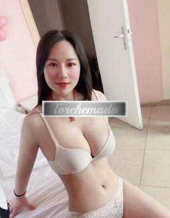 Girl Bucaiola orientale  Savona