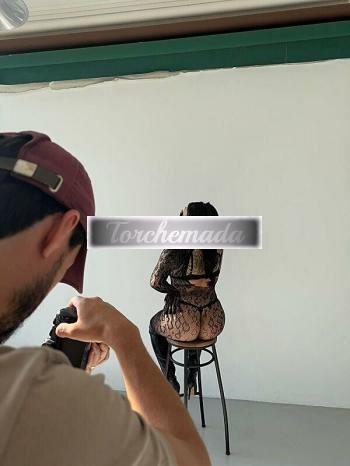 Girl Vogliosa Bambola  Lucca