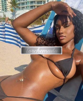 Girl Spettacolare Esibizionista  Imperia