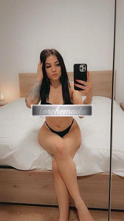 Girl Porcellina viziosa completissima  Pistoia