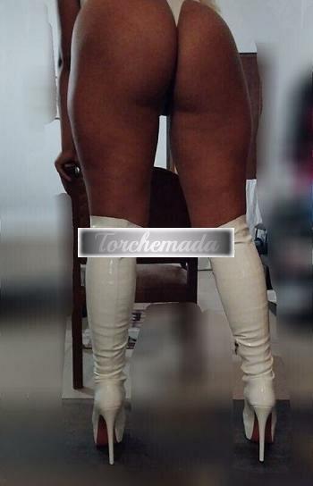 Girl Esplosiva Esibizionista  Ferrara