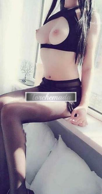 Girl Vittoria  Torino