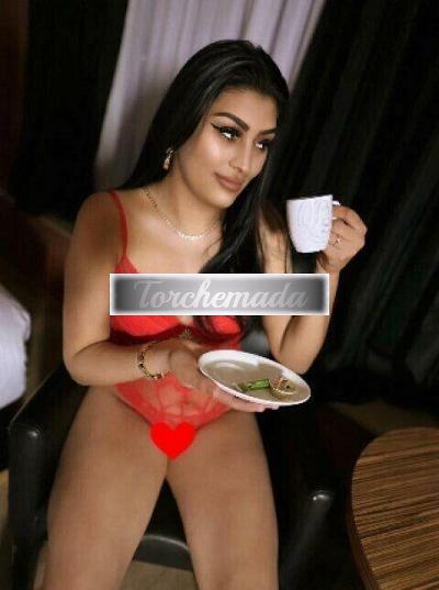 Girl Felina Studentessa  Latina