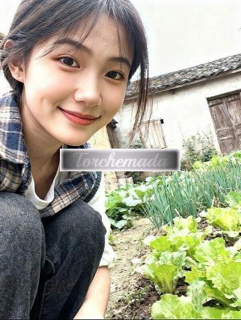 Girl Felina Ragazza  Udine