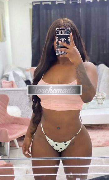 Girl Esplosiva Bambola  Caserta