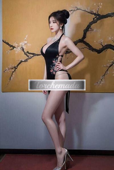 Girl Esplosiva Femmina  Caserta