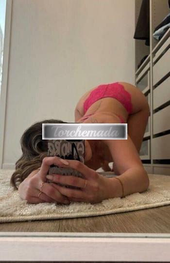 Girl Trasgressiva Maestra  Latina