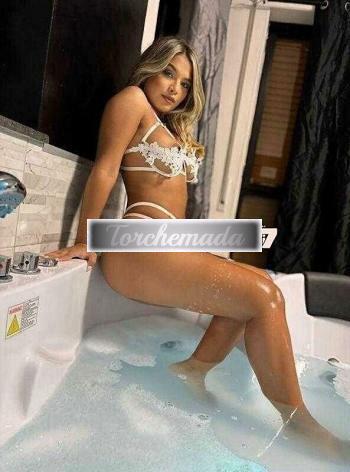 Girl Trasgressiva Sirena  Salerno