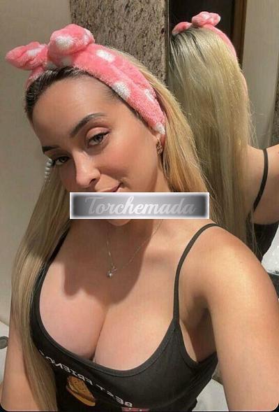 Girl Sono l'oggetto dei tuoi desideri  Siracusa