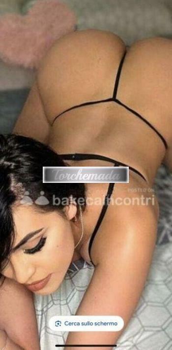 Girl Esplosiva Esibizionista  Savona