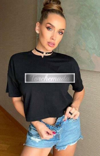 Girl Strepitosa Sirena  Potenza