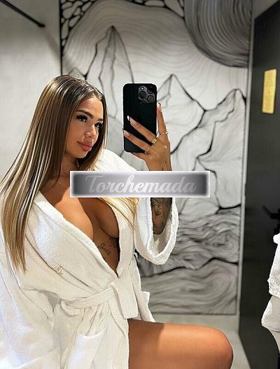 Girl In hotel o a casa tua  Milano