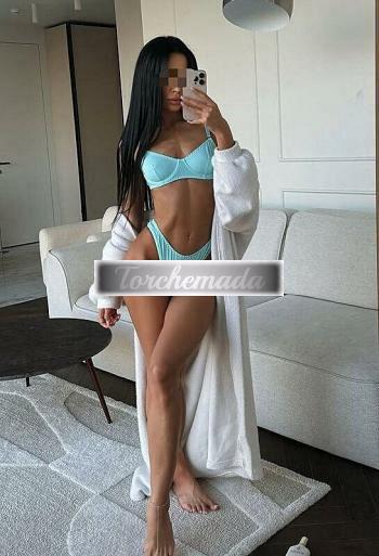 Girl Elisa  Macerata