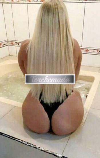 Girl Amanda  Macerata