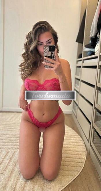 Girl Trasgressiva Maestra  Latina